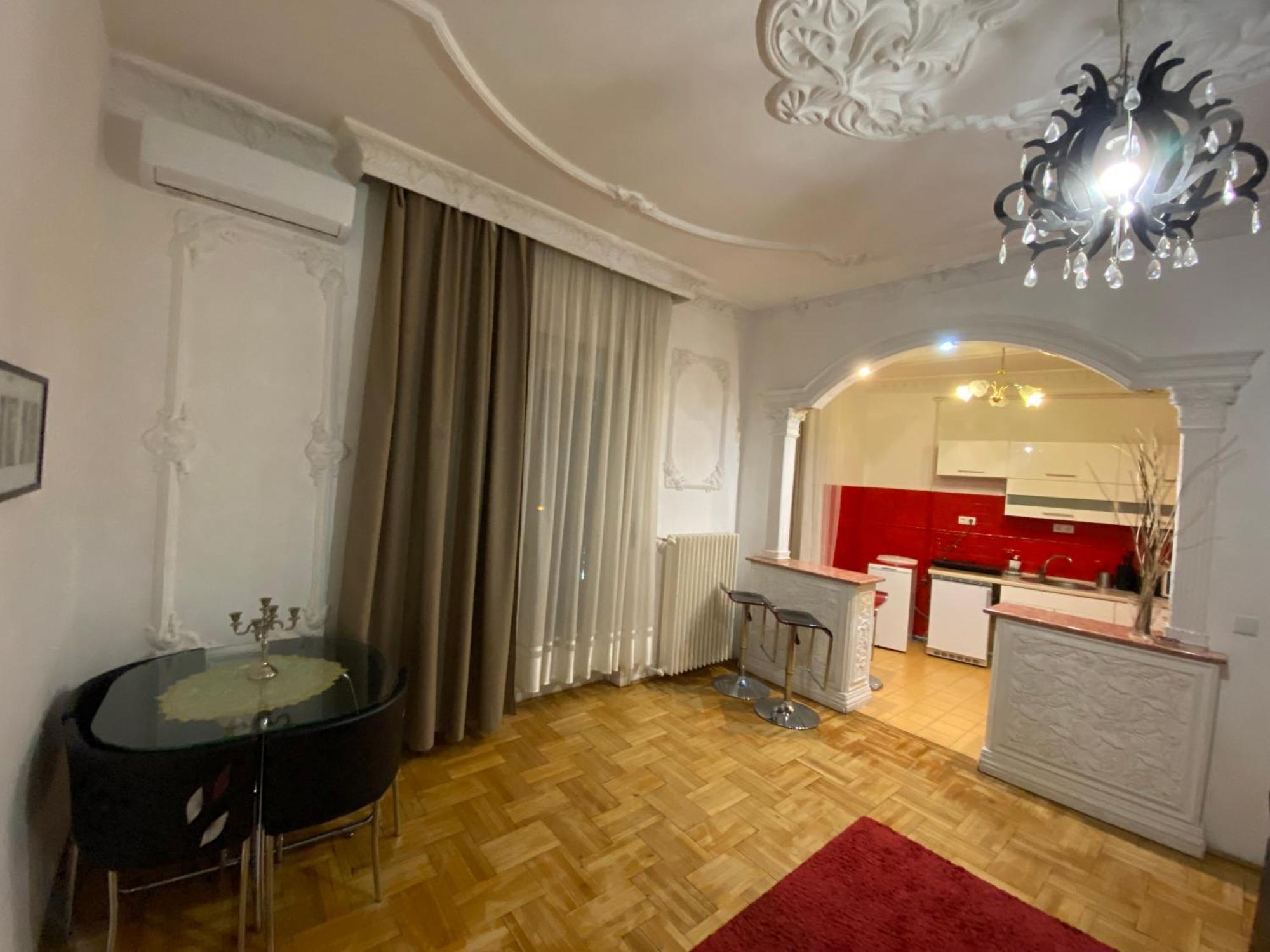 Apartment With Balcony And Ac Next To Danube Βουδαπέστη Εξωτερικό φωτογραφία
