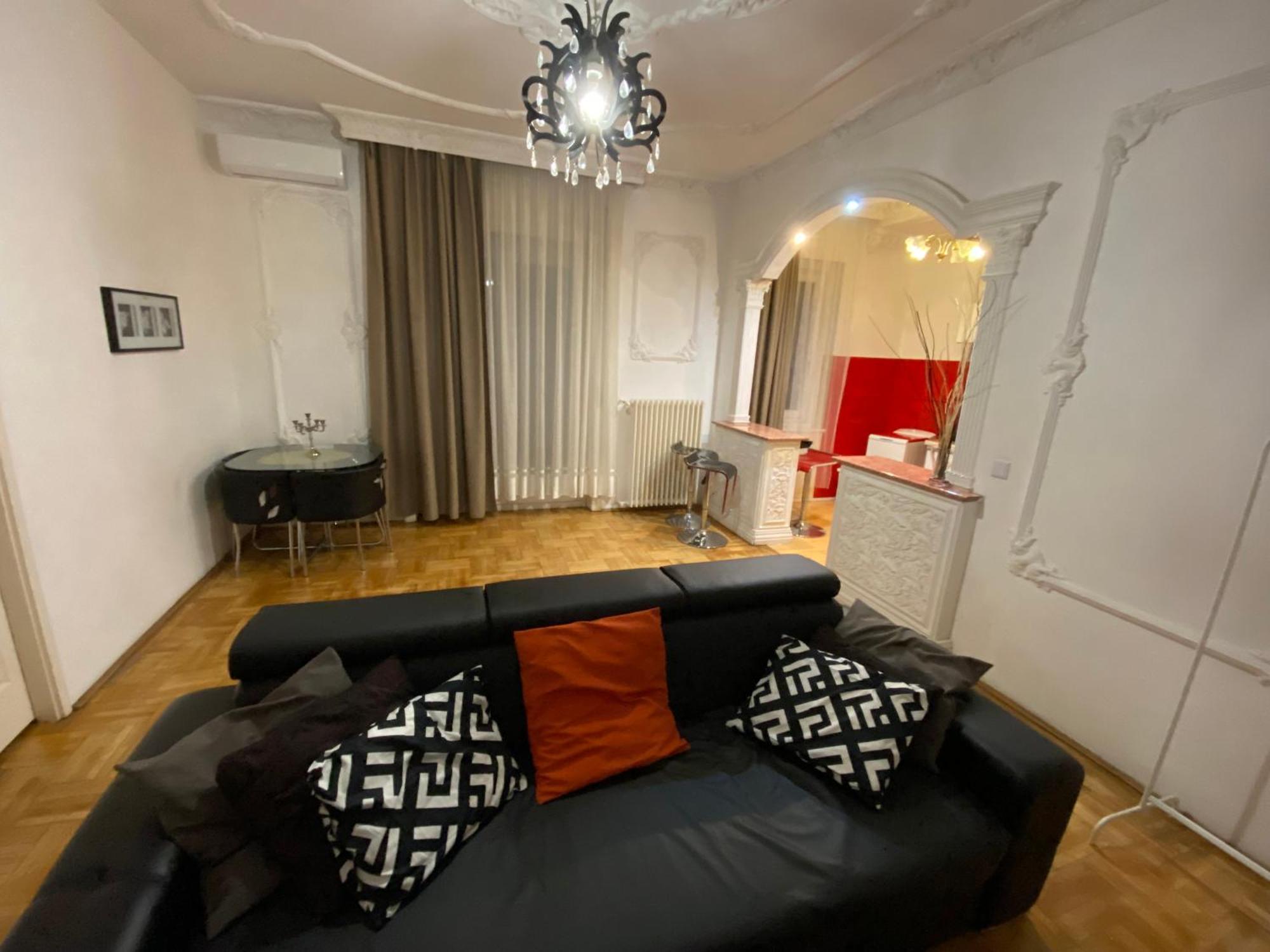 Apartment With Balcony And Ac Next To Danube Βουδαπέστη Εξωτερικό φωτογραφία